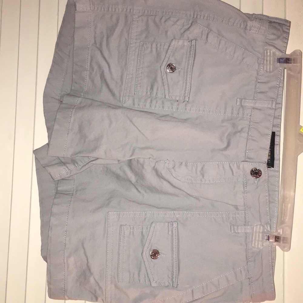 Gray/blue shorts
